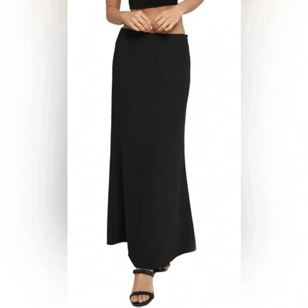 Know One Cares NWT A-Line Black Maxi Skirt Small